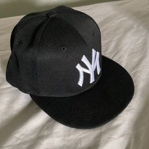 New York Yankees hat